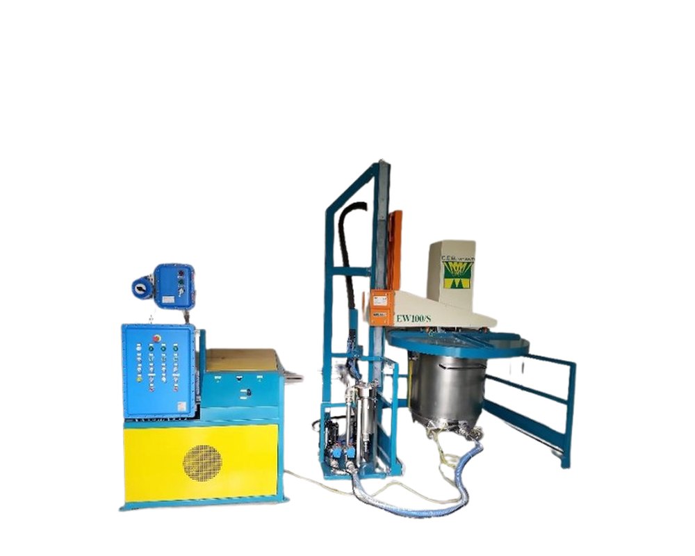 Lavadora de tanques CEB Impianti EW100/S con su tablero de control